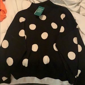 H&M Turtle neck black and white polkadot sweater